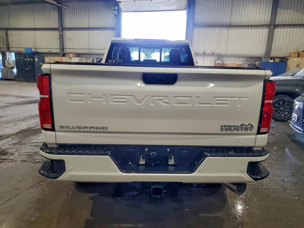 2025 Chevrolet Silverado K3500 High Country - zdjęcie 6