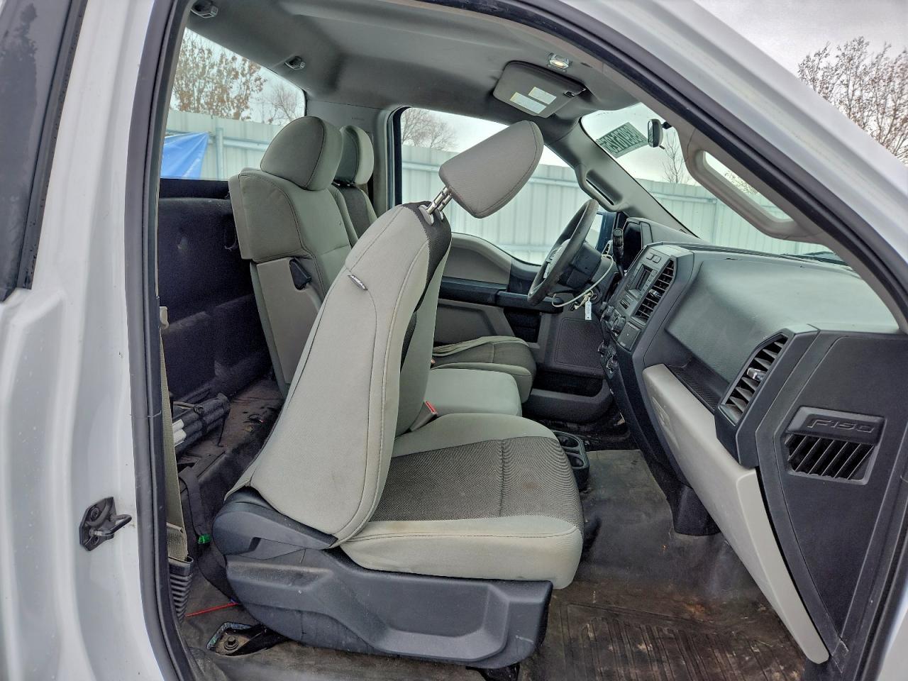 2017 Ford F150 - zdjęcie 10