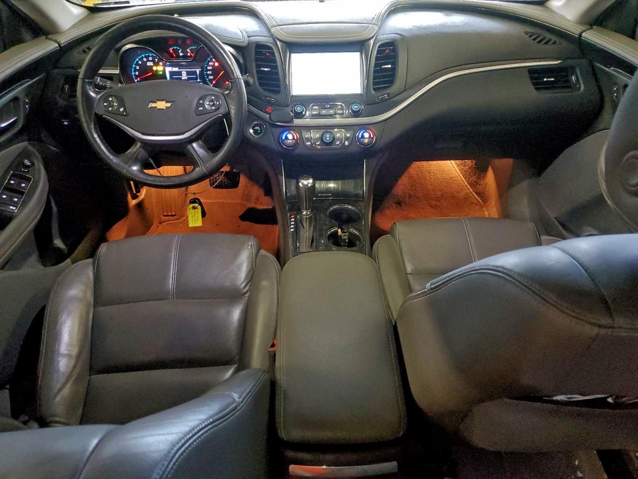 2019 Chevrolet Impala Lt - zdjęcie 8