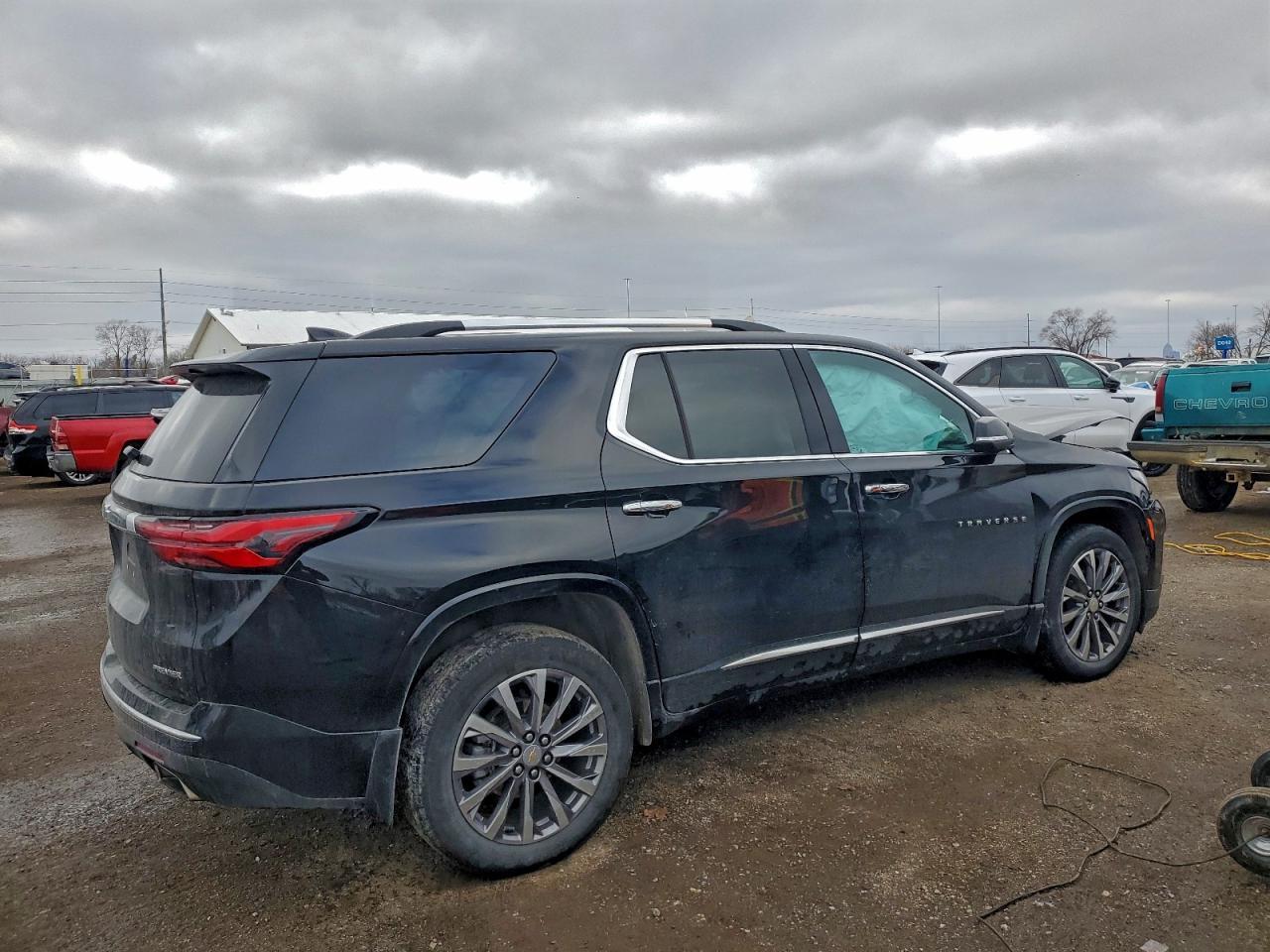 2023 Chevrolet Traverse Premier - zdjęcie 3