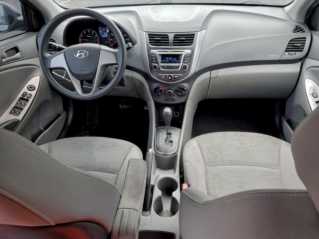 2016 Hyundai Accent Se - zdjęcie 8