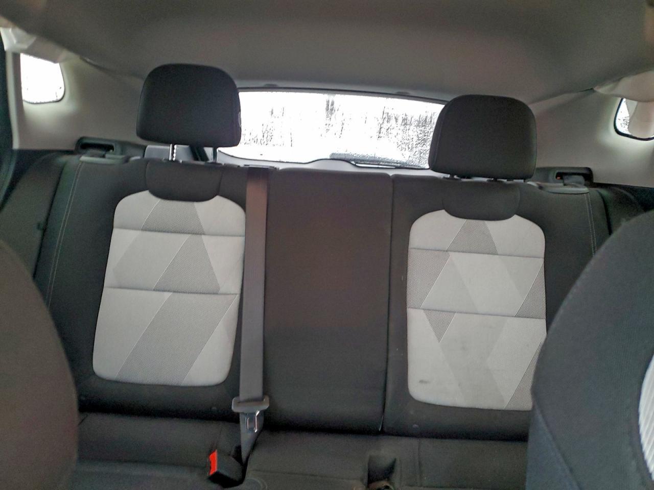 2025 Chevrolet Trax Ls - zdjęcie 10