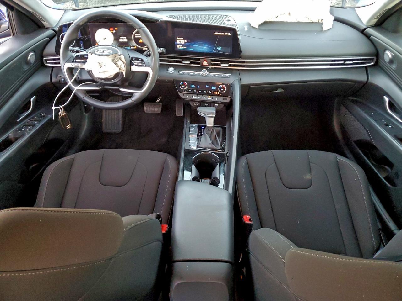 2023 Hyundai Elantra Sel - zdjęcie 8