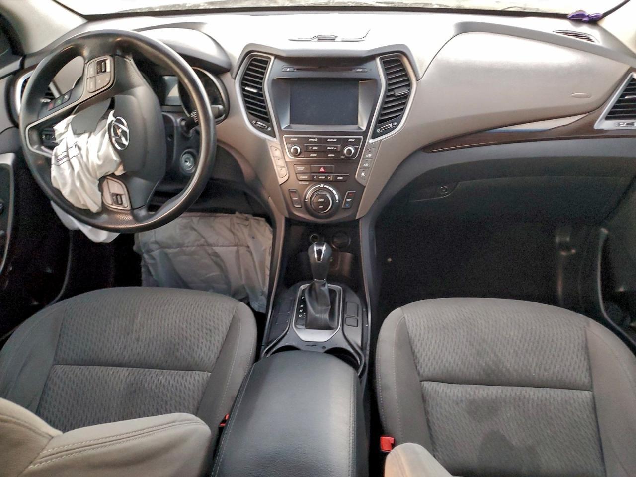 2017 Hyundai Santa Fe Se - zdjęcie 8