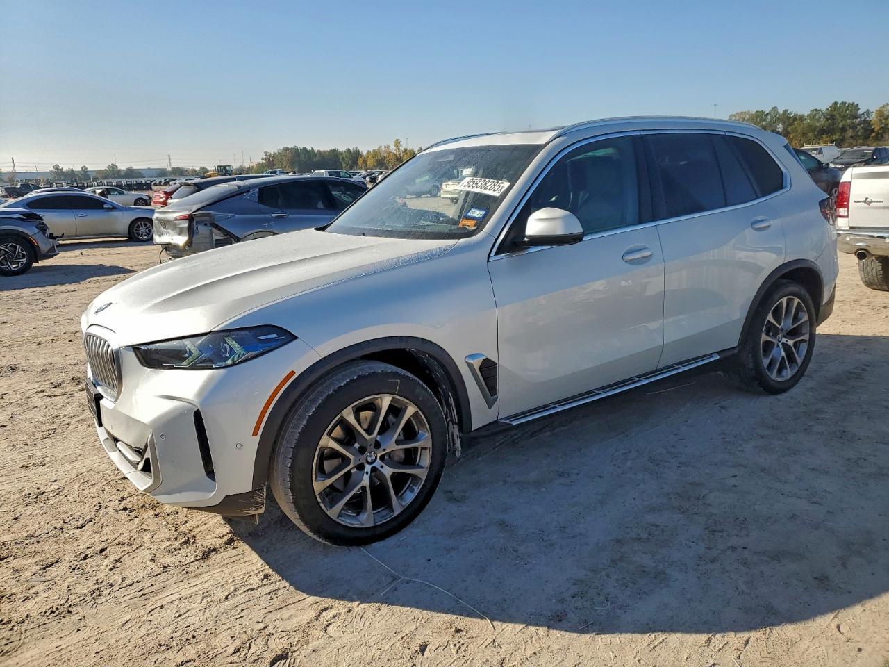 2024 BMW X5 xDrive40I - zdjęcie główne