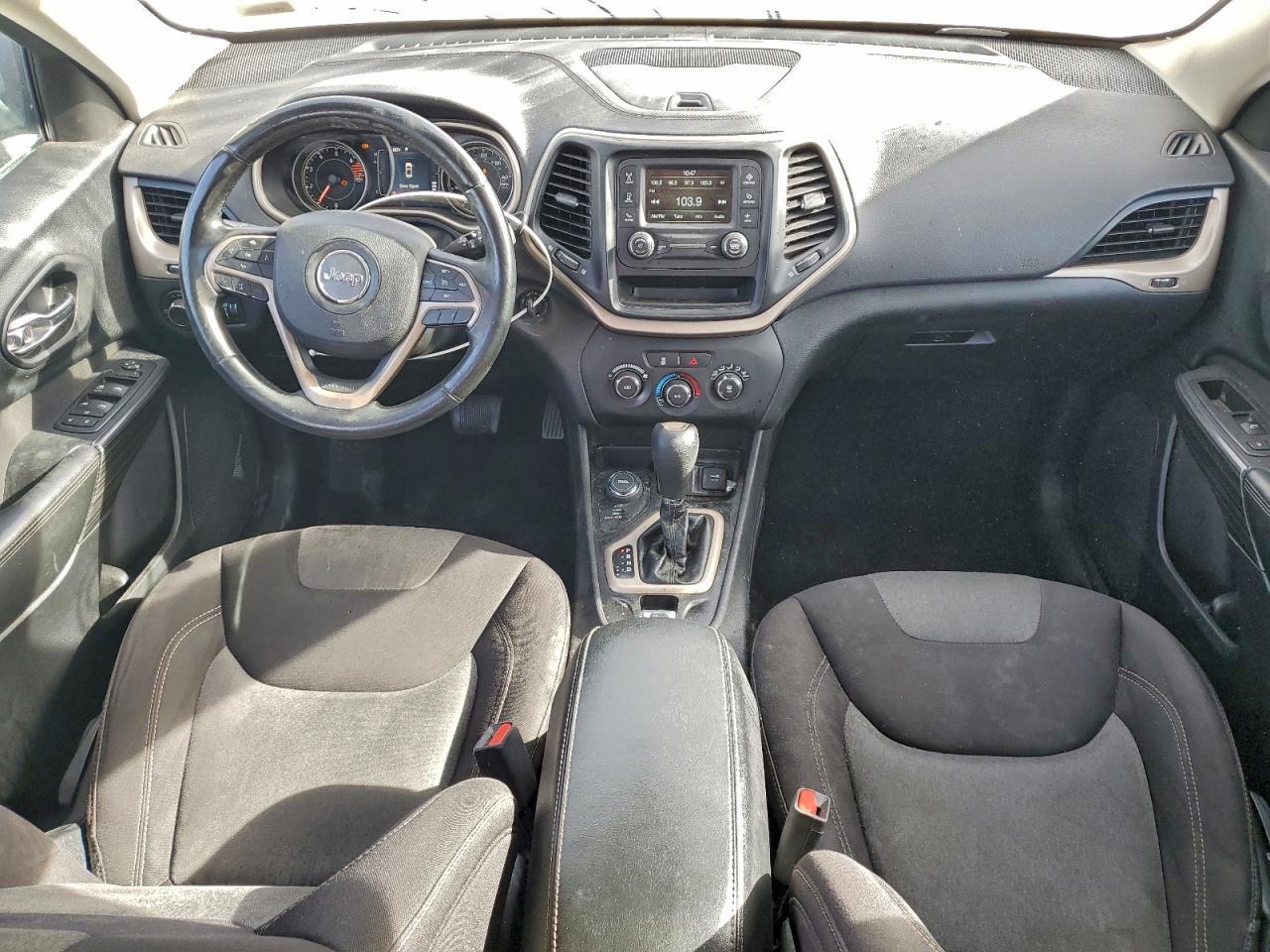 2017 Jeep Cherokee Sport - zdjęcie 8