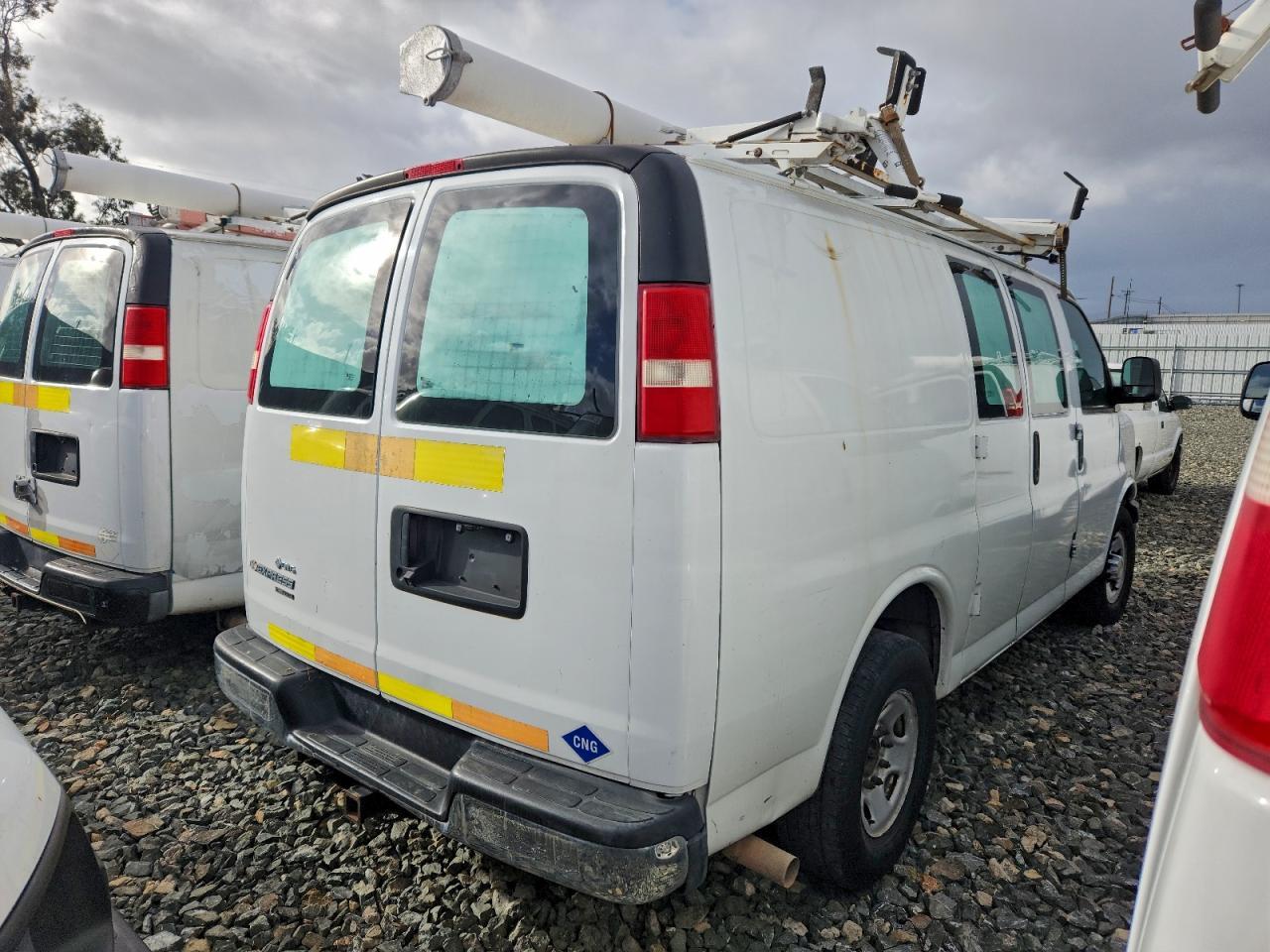 2014 Chevrolet Express G2500 - zdjęcie 3