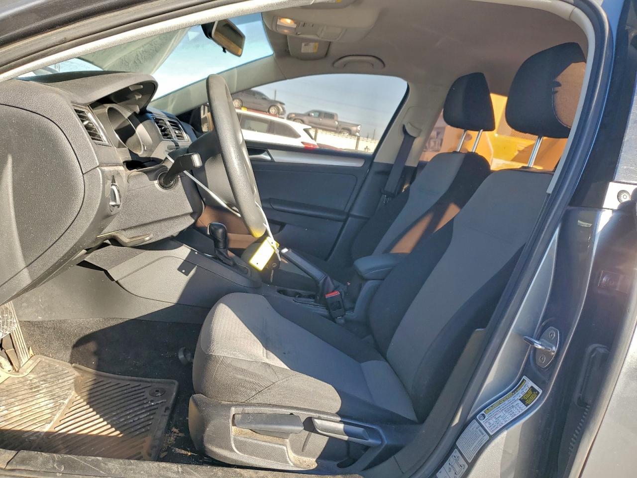 2017 Volkswagen Jetta S - zdjęcie 7