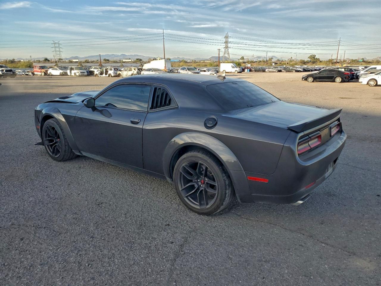 2019 Dodge Challenger R/T Scat Pack - zdjęcie 2