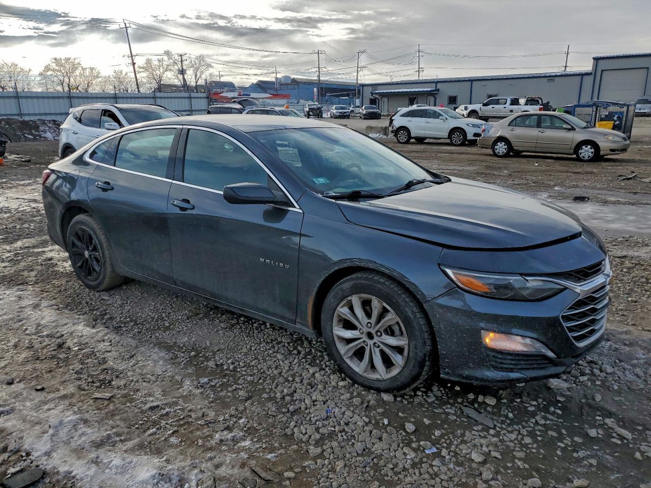 2020 Chevrolet Malibu Lt - zdjęcie 4