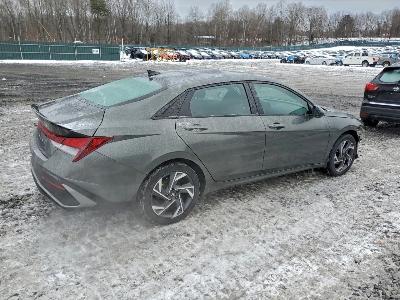 2025 Hyundai Elantra Sel Sport - zdjęcie 3