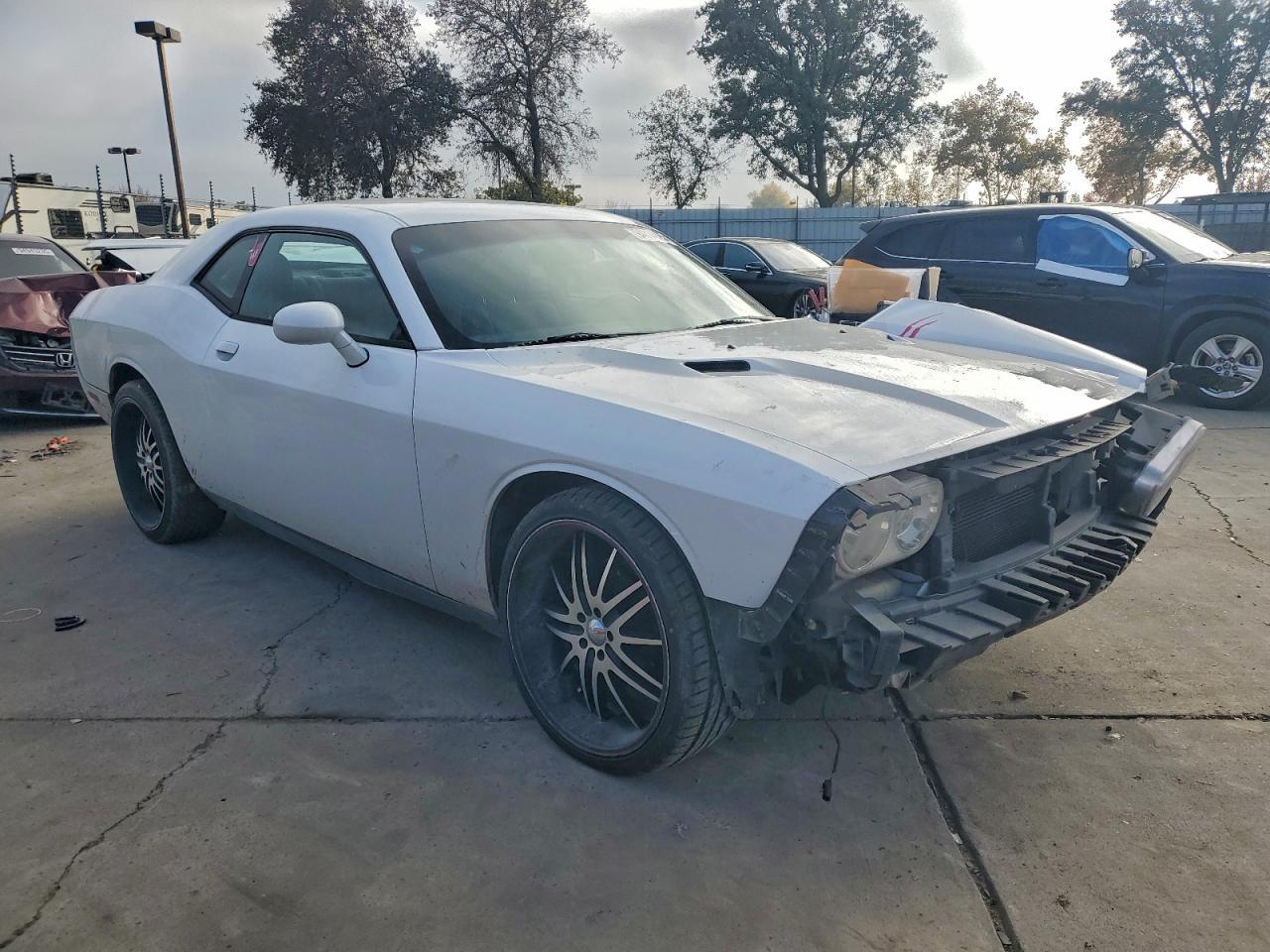 2013 Dodge Challenger Sxt - zdjęcie 4