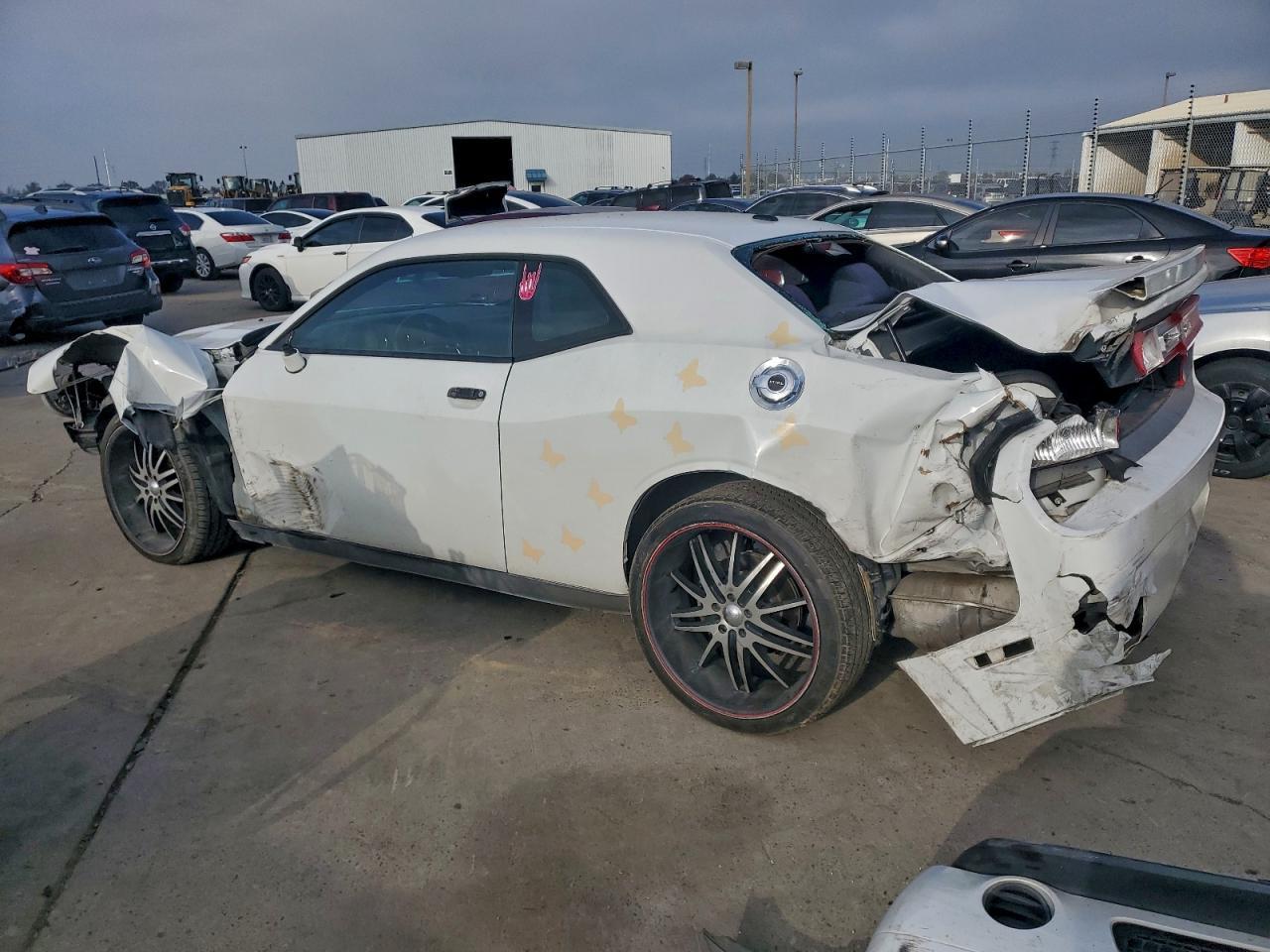 2013 Dodge Challenger Sxt - zdjęcie 2