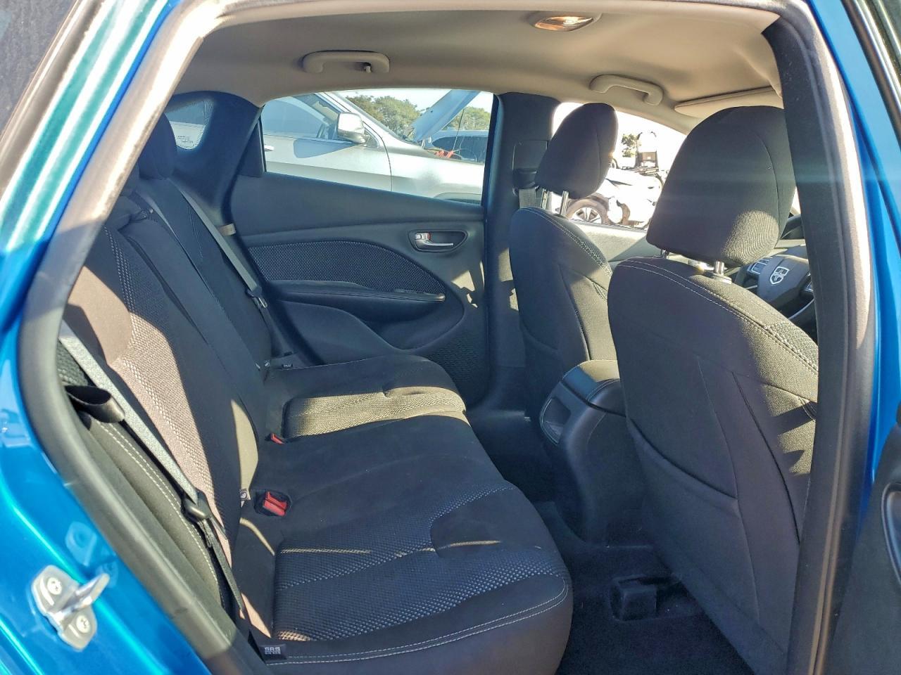 2016 Dodge Dart - zdjęcie 10