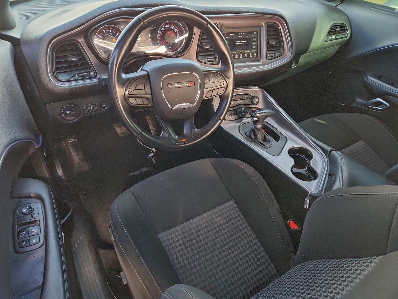 2023 Dodge Challenger Gt - zdjęcie 8