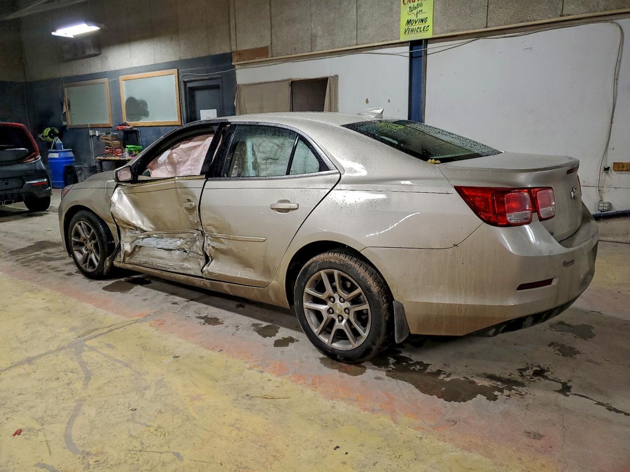 2015 Chevrolet Malibu 1Lt - zdjęcie 2