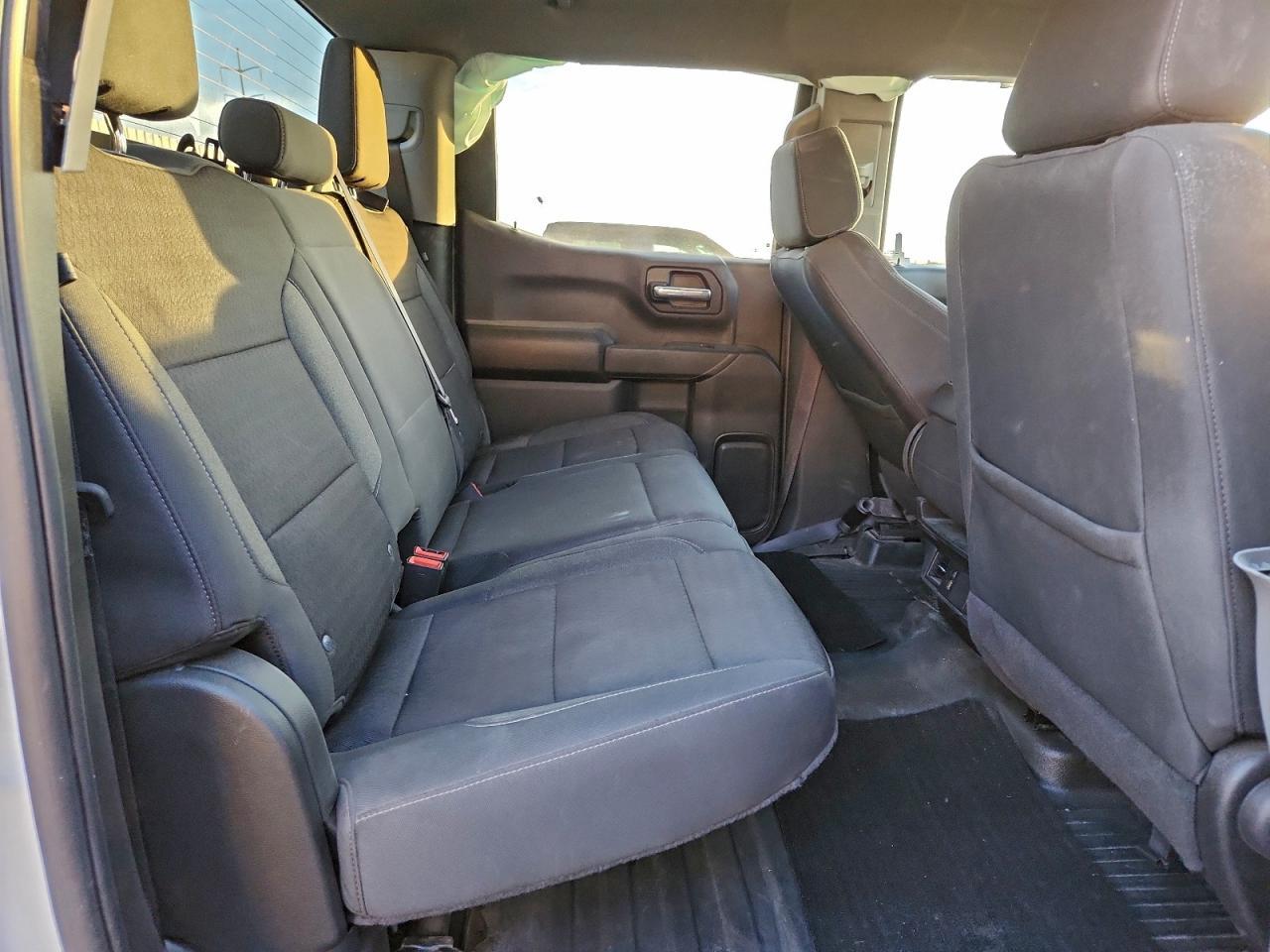 2024 GMC Sierra K1500 - zdjęcie 10