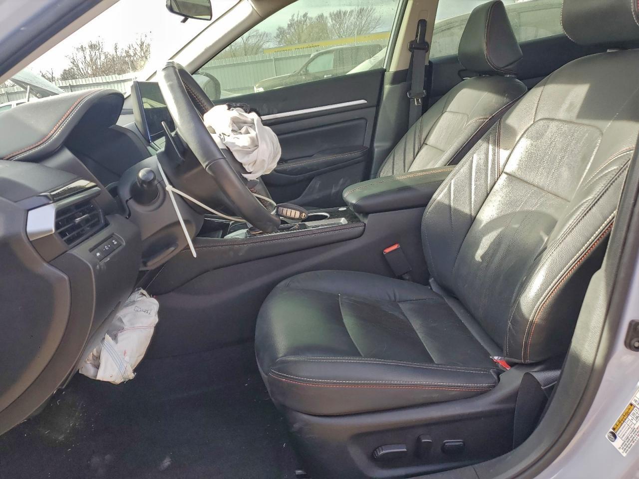 2024 Nissan Altima Sr - zdjęcie 7