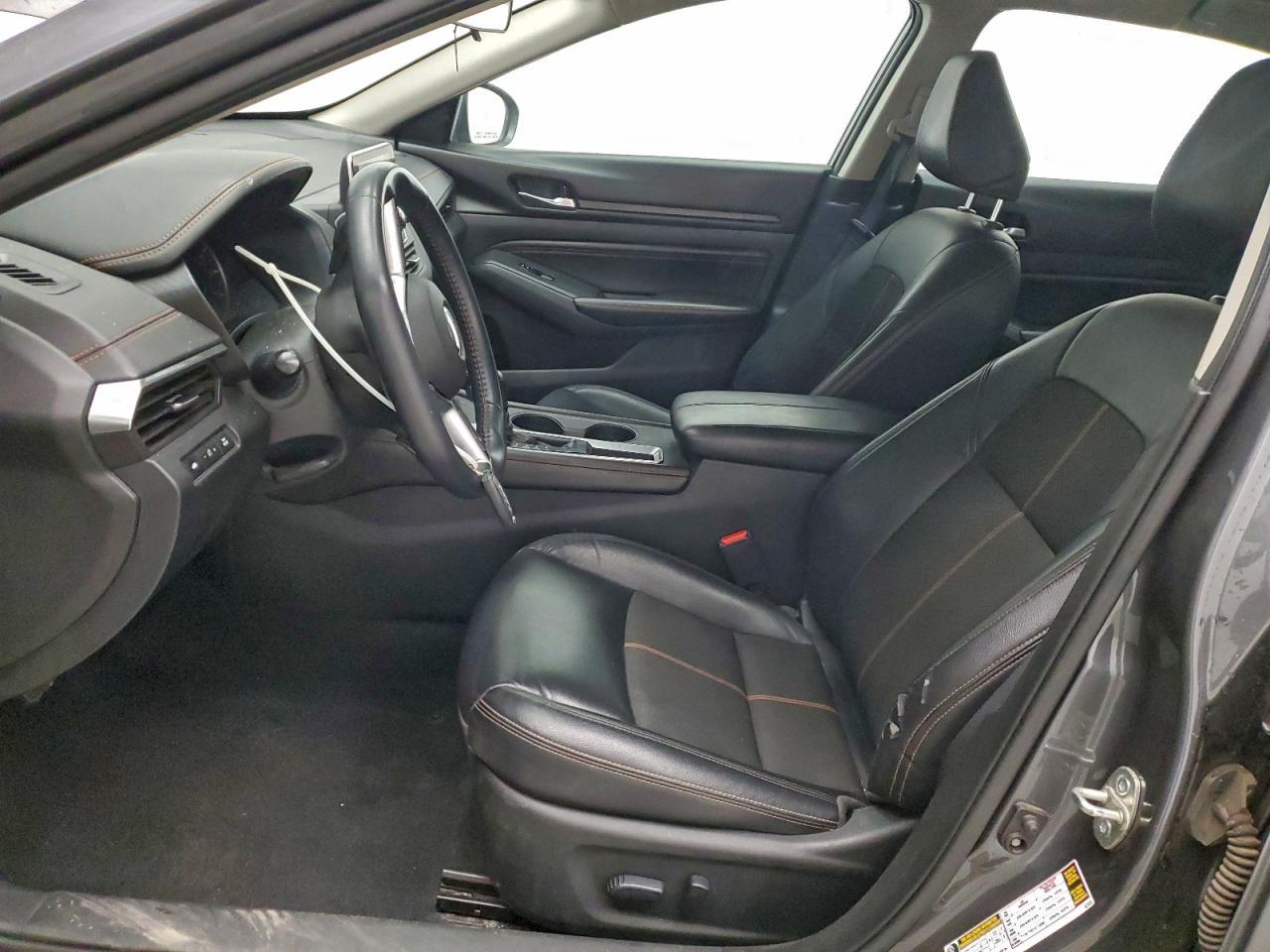 2021 Nissan Altima Sr - zdjęcie 7