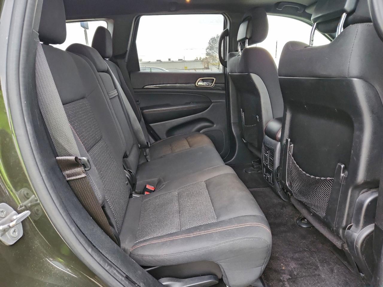 2016 Jeep Grand Cherokee Laredo - zdjęcie 11