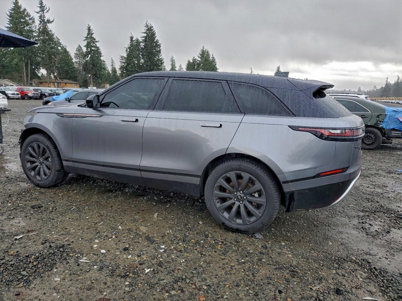 2021 Land Rover Range Rover Velar R-Dynamic S - zdjęcie 2