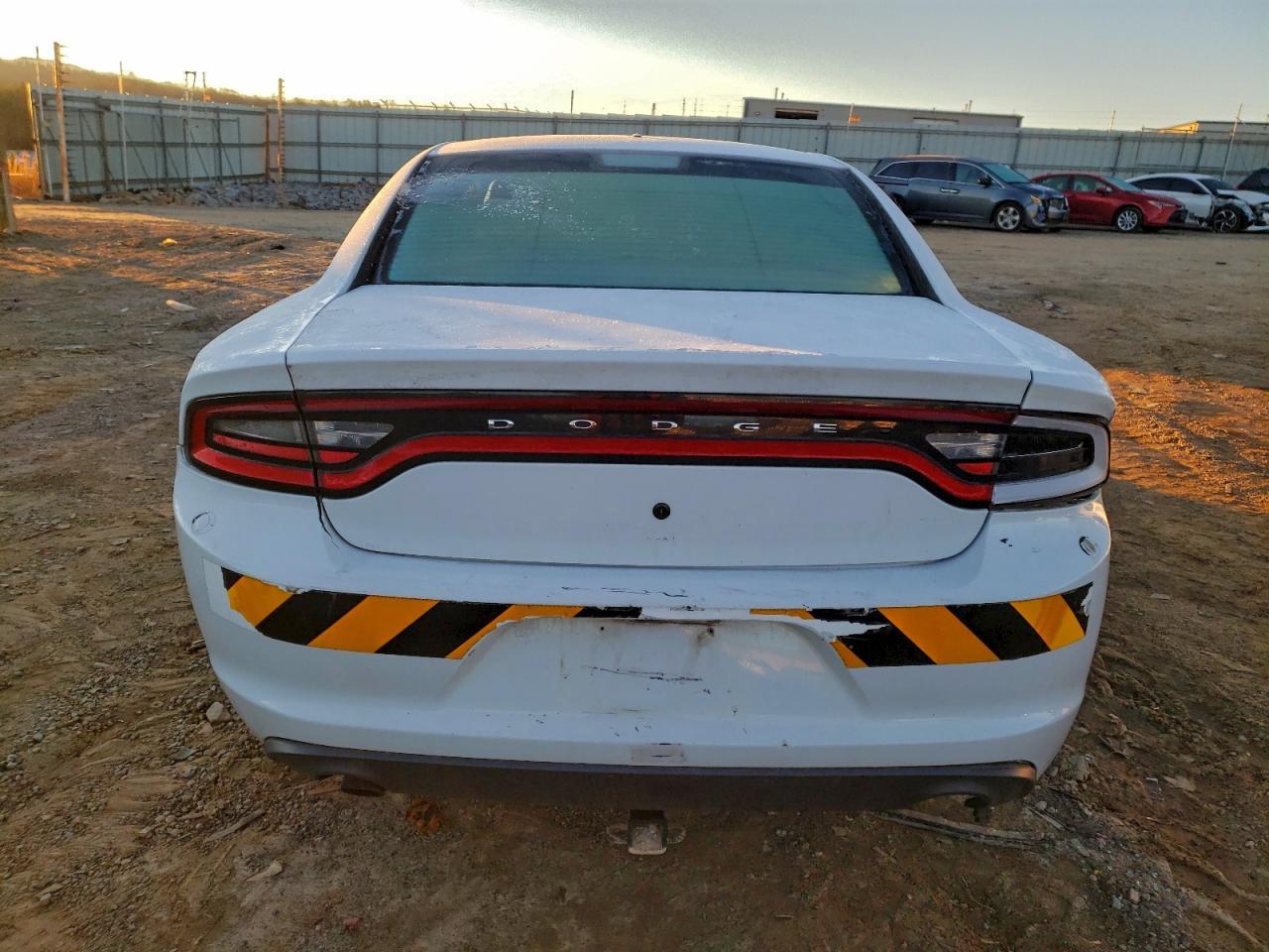 2016 Dodge Charger Police - zdjęcie 6