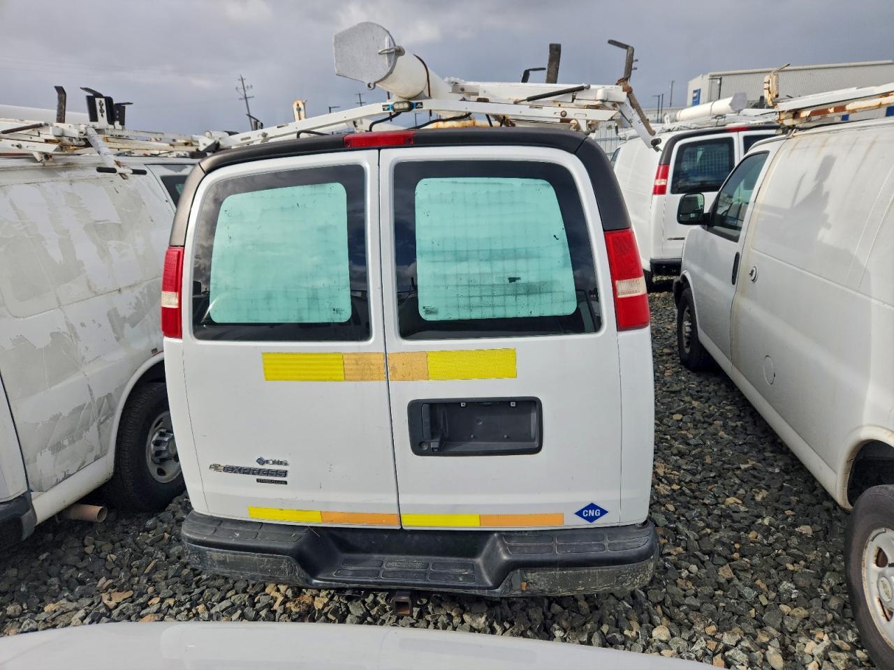 2014 Chevrolet Express G2500 - zdjęcie 6