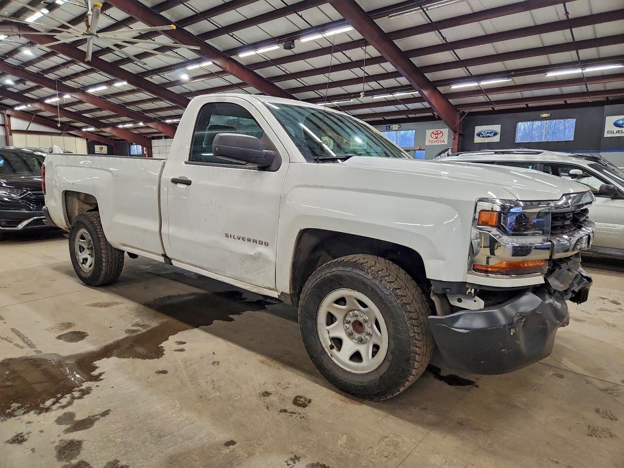 2016 Chevrolet Silverado C1500 - zdjęcie 4