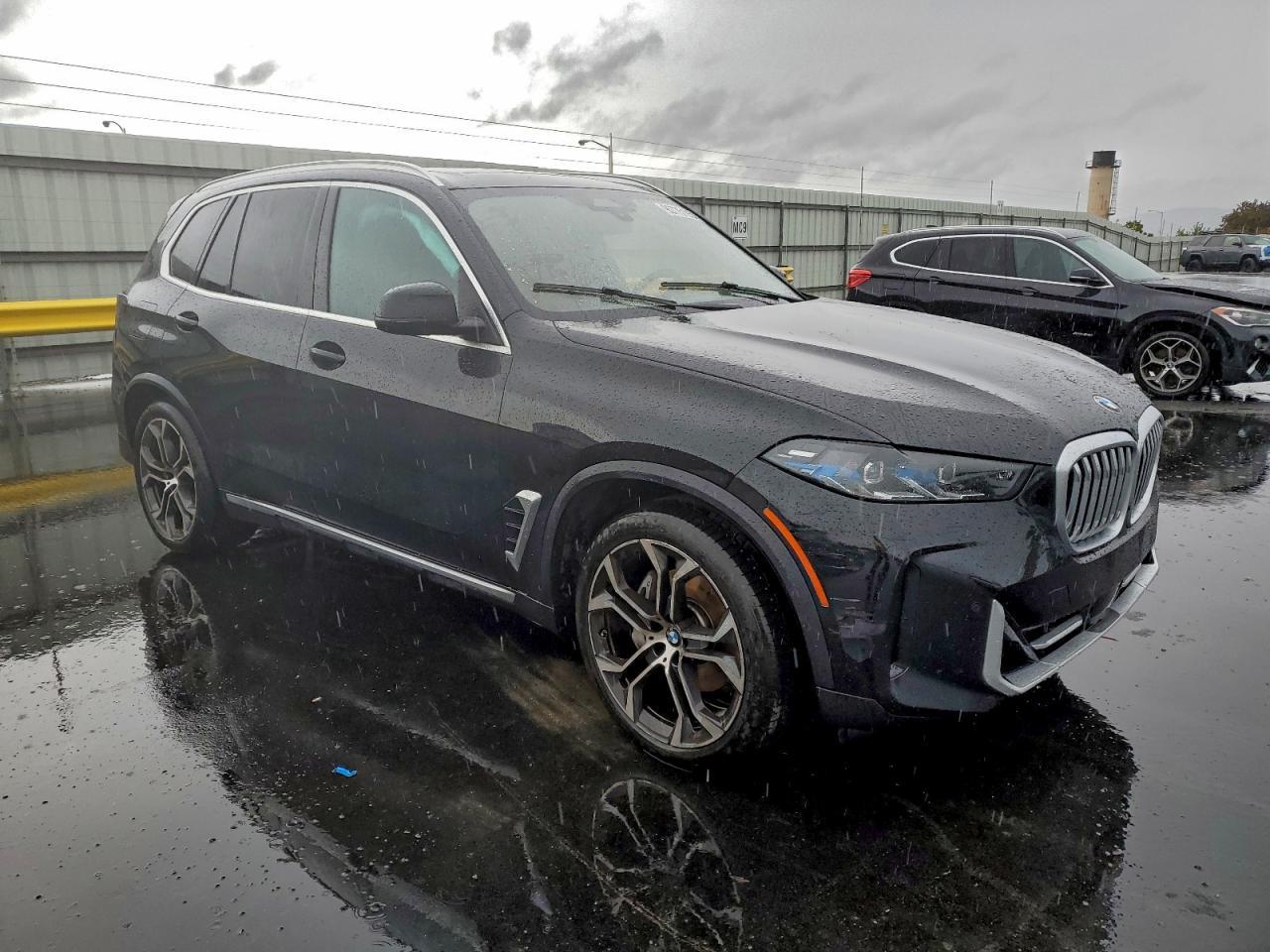 2024 BMW X5 xDrive40I - zdjęcie 4