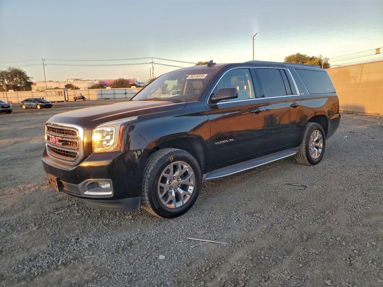 2015 GMC Yukon Xl C1500 Sle - zdjęcie główne