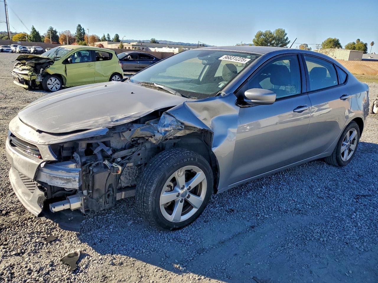 2015 Dodge Dart Sxt - zdjęcie główne
