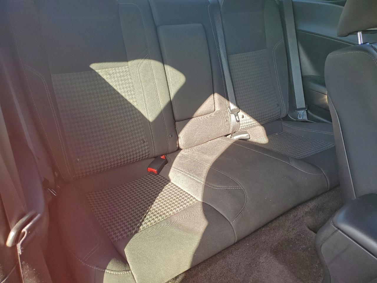 2016 Dodge Challenger Sxt - zdjęcie 10