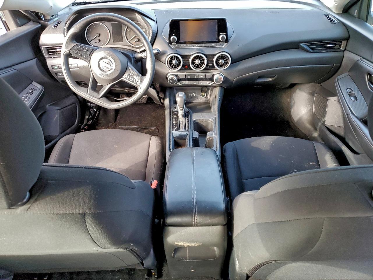 2024 Nissan Sentra S - zdjęcie 8