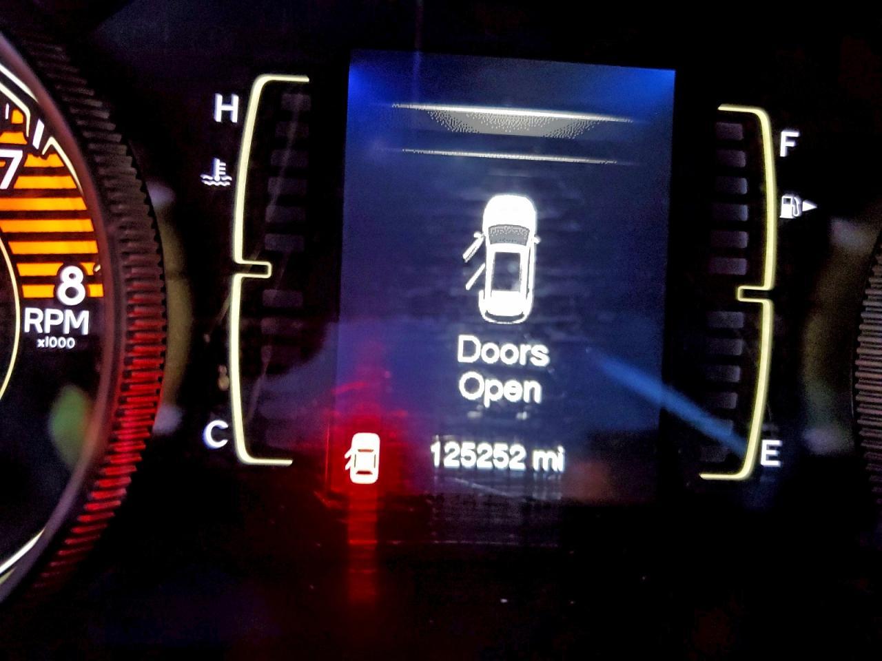 2018 Jeep Cherokee Latitude - zdjęcie 9