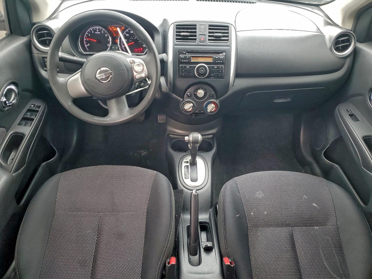 2014 Nissan Versa S - zdjęcie 8