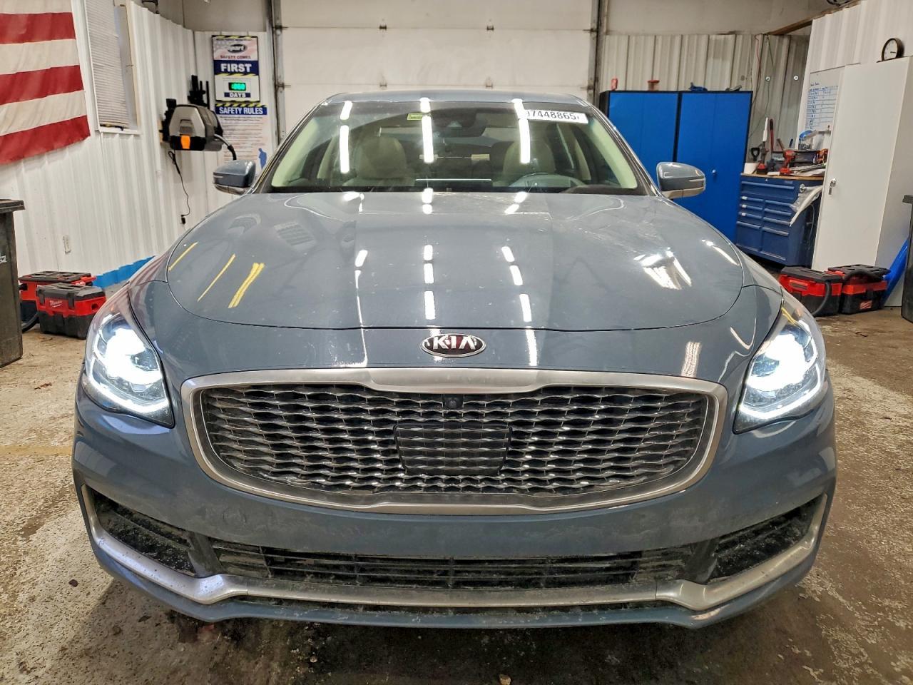 2019 Kia K900 Luxury - zdjęcie 5