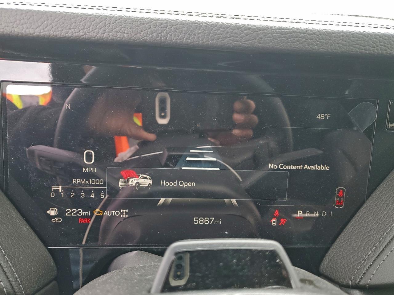 2025 GMC Yukon Denali - zdjęcie 9