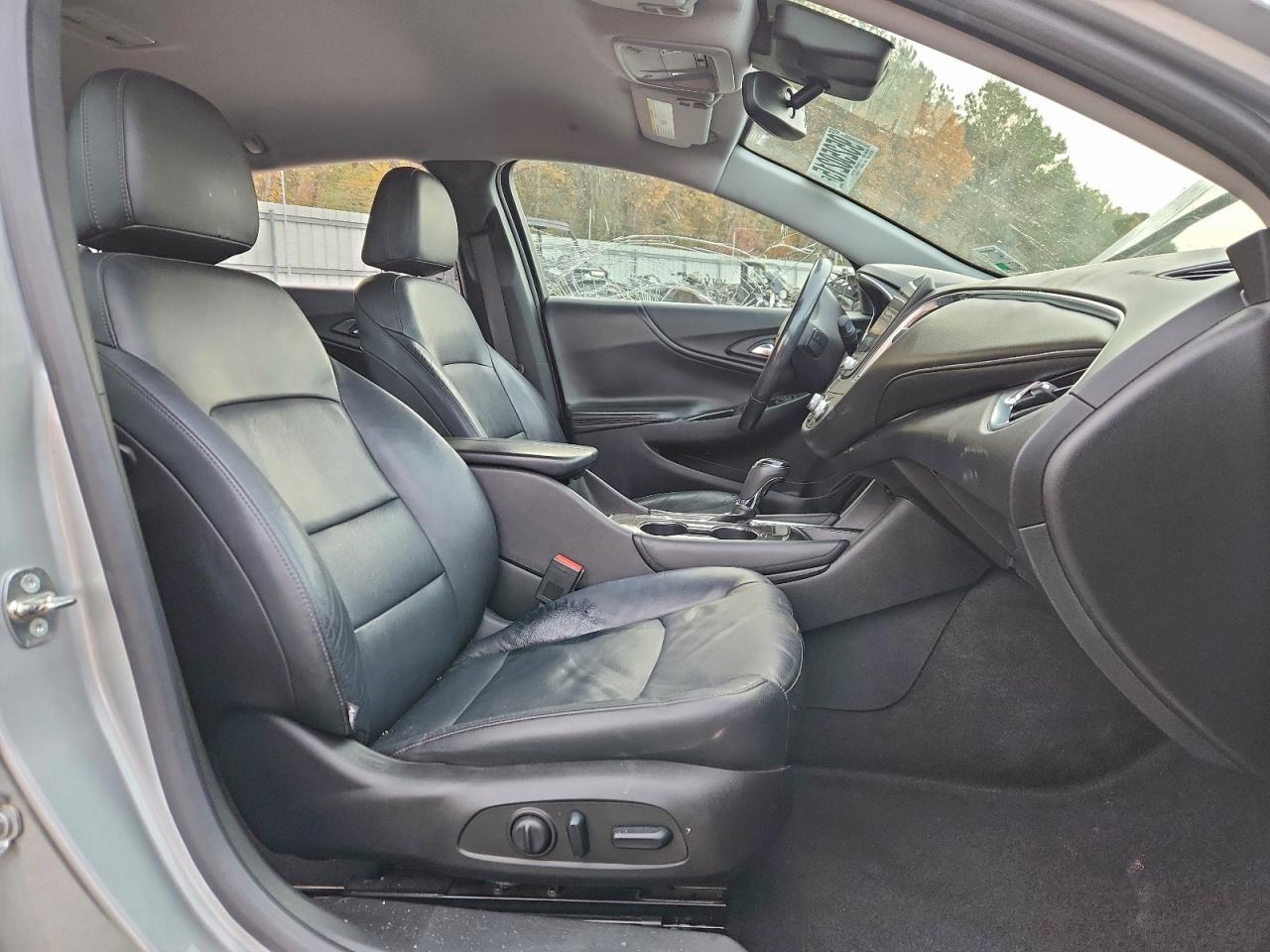 2016 Chevrolet Malibu Hybrid - zdjęcie 7