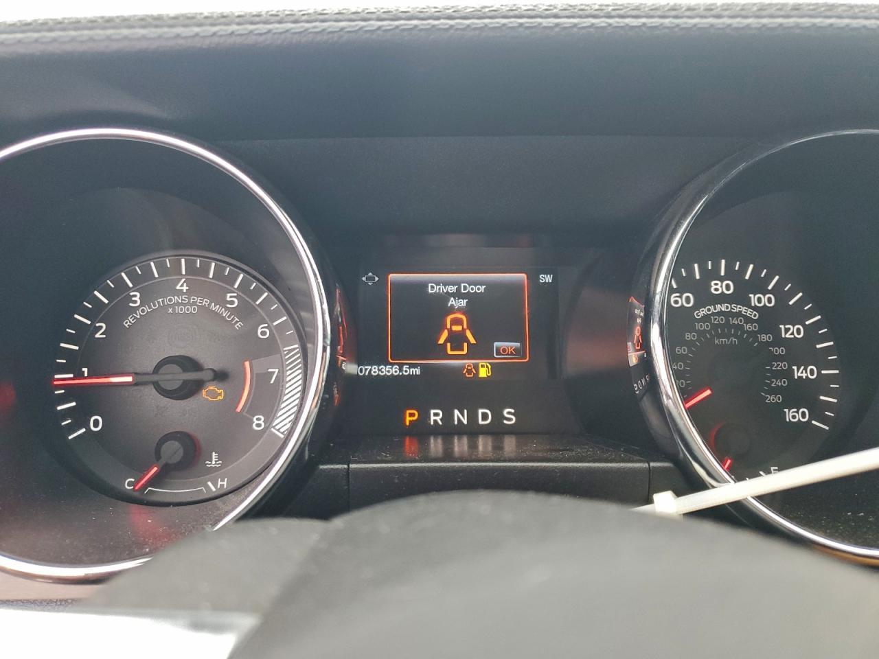 2017 Ford Mustang - zdjęcie 9