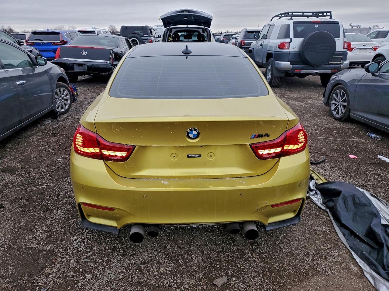 2015 BMW M4 - zdjęcie 6