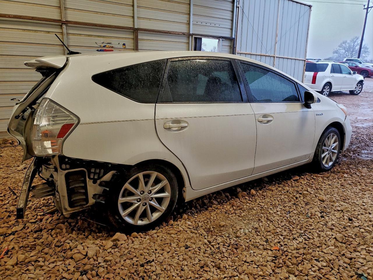 2013 Toyota Prius V - zdjęcie 3