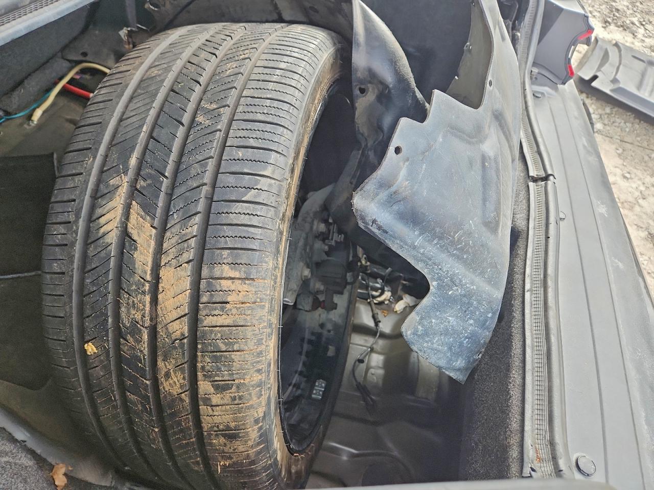 2016 Dodge Challenger R/T - zdjęcie 12