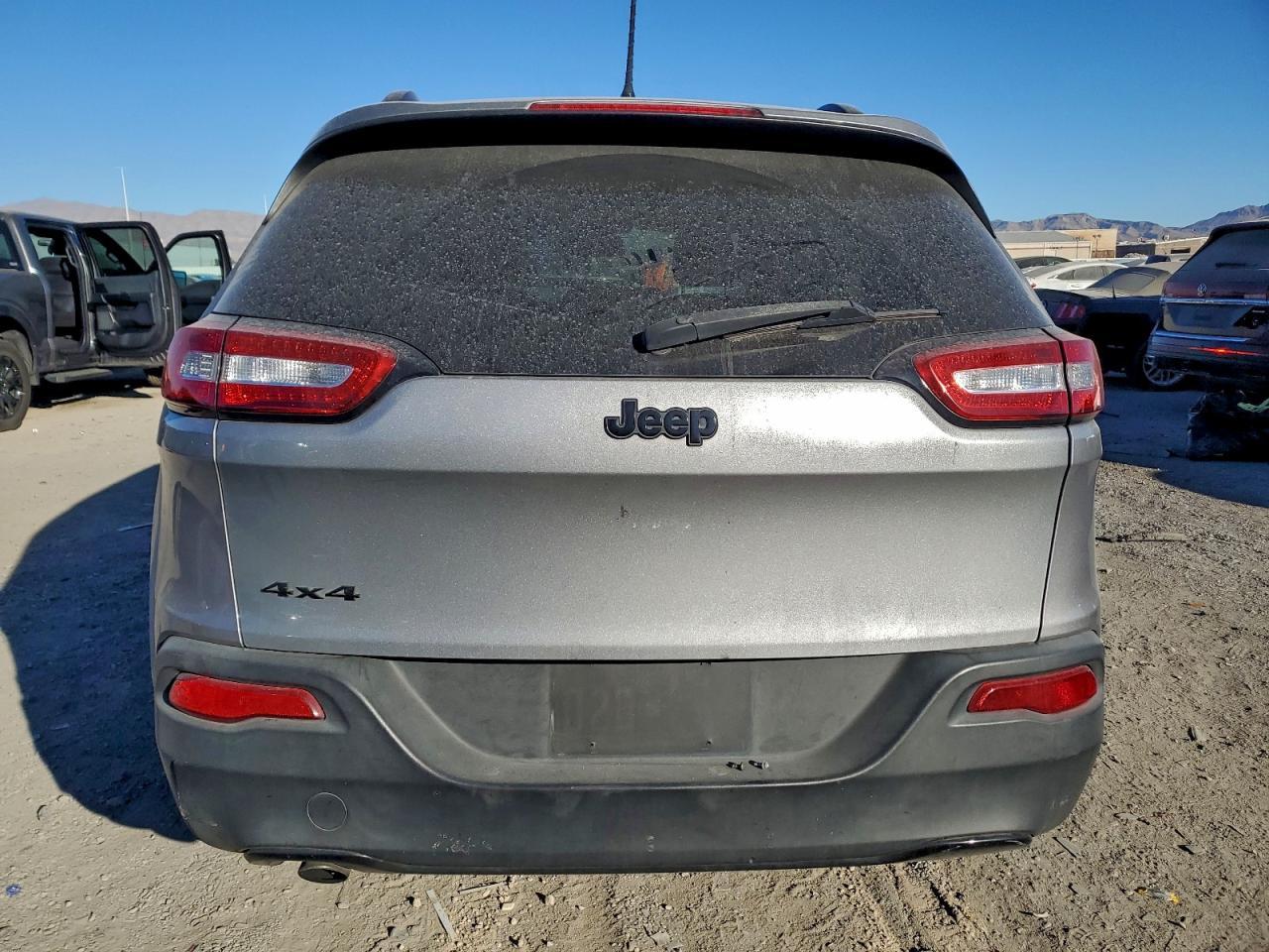 2017 Jeep Cherokee Sport - zdjęcie 6
