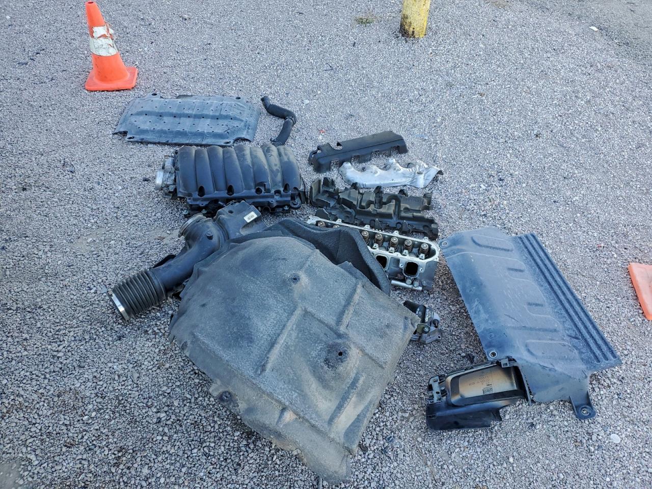 2022 Chevrolet Silverado C1500 - zdjęcie 13