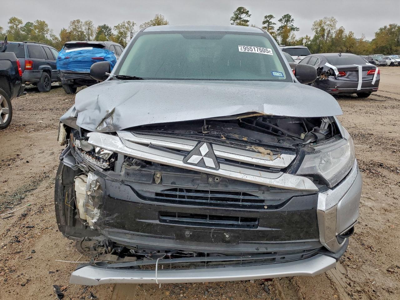 2016 Mitsubishi Outlander Es - zdjęcie 5