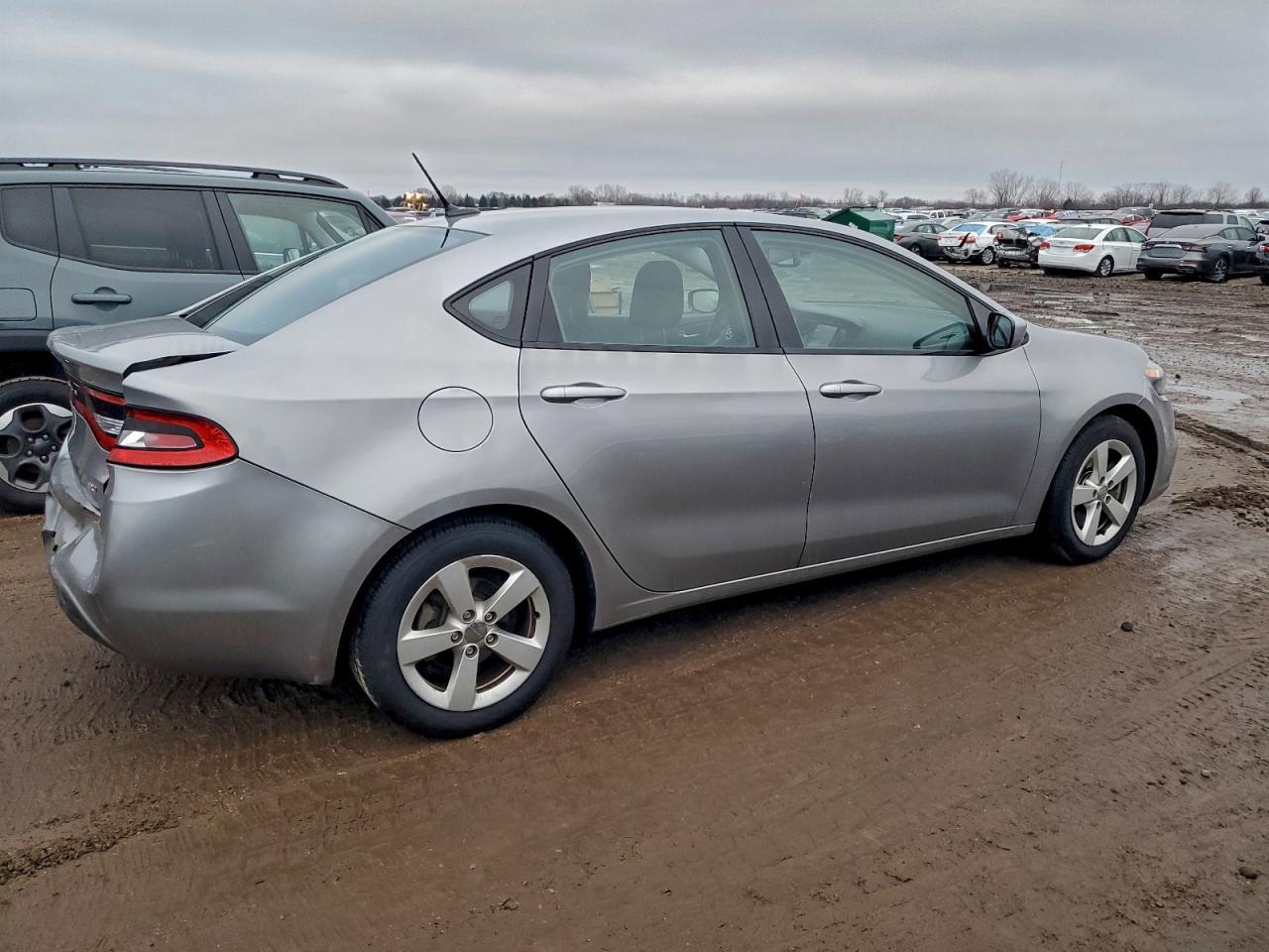2016 Dodge Dart Sxt - zdjęcie 3