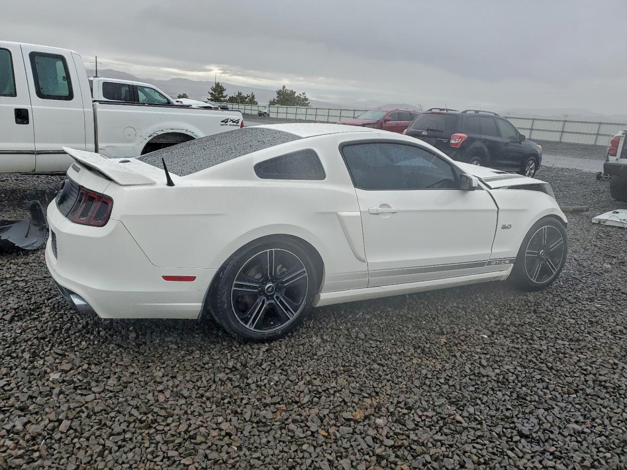 2013 Ford Mustang Gt - zdjęcie 3