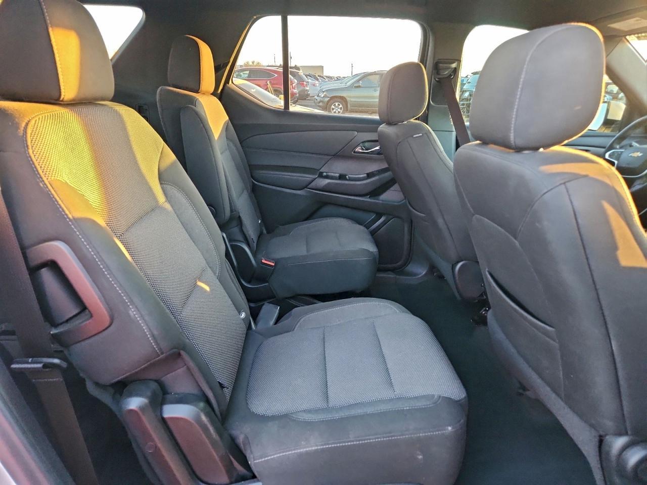 2023 Chevrolet Traverse Lt - zdjęcie 11