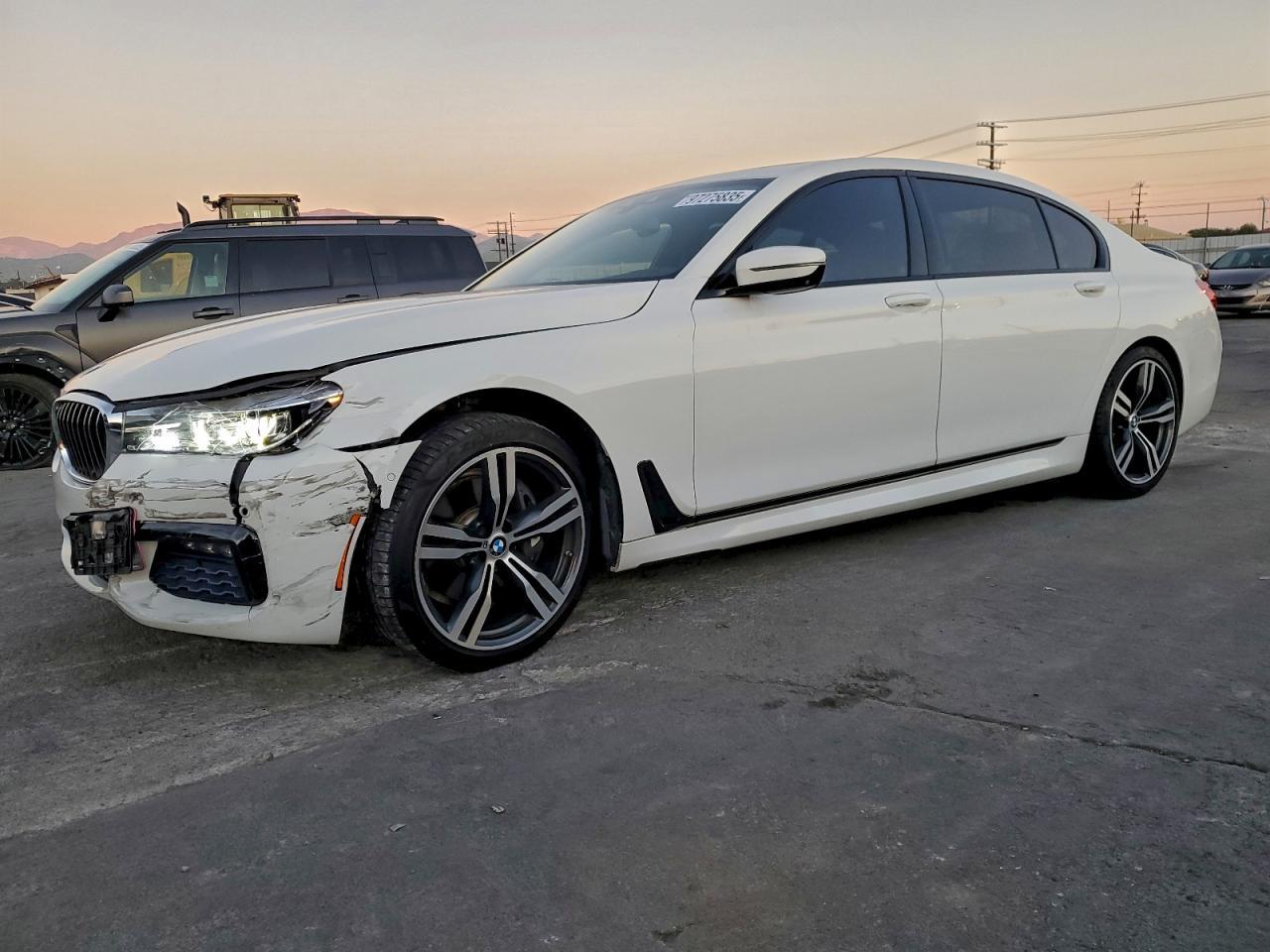 2016 BMW 740 I - zdjęcie główne
