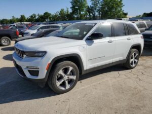 2020 JEEP CHEROKEE LIMITED 4XE